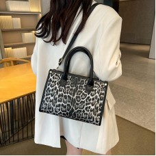 Fashion Customized women's Leather Manufacturer For Woman Luxury Black Leather shoulder bag