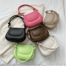 2025 New PU Crossbody Bag Women Elegant Underarm Shoulder Strap Zipper Closure All-Match Solid Color Stylish Fashionable Autumn